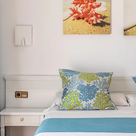 Guest house Neptuno Peguera